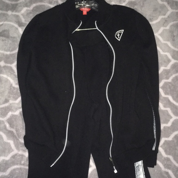 Guess two piece outfit - Picture 1 of 6